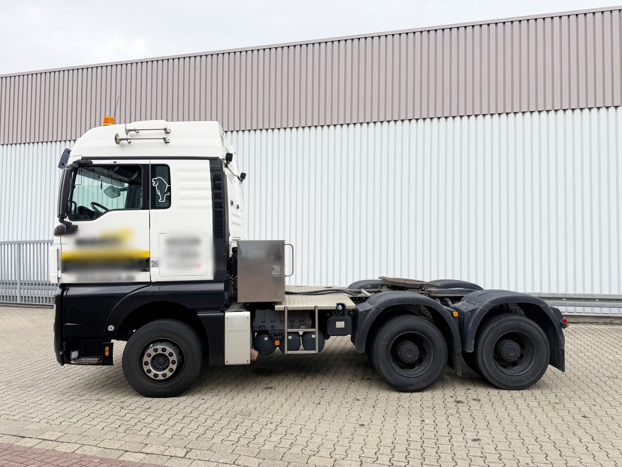 牵引车 MAN TGX 26.480 6x4 BLS TGX 26.480 6x4 BLS, Retarder, XLX, Standklima, Hydraulik, zGG 90t:图13 牵引车 MAN TGX 26.480 6x4 BLS TGX 26.480 6x4 BLS, Retarder, XLX, Standklima, Hydraulik, zGG 90t:图13