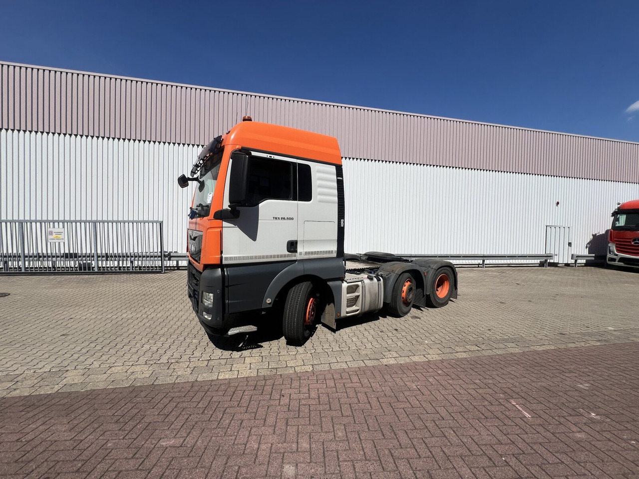 MAN TGX 26.500 6X2/4 BLS TGX 26.500 6X2/4 BLS, Intarder, Vorlauflenk-/lift, XXL-Fahrerhaus, 70t 租赁 MAN TGX 26.500 6X2/4 BLS TGX 26.500 6X2/4 BLS, Intarder, Vorlauflenk-/lift, XXL-Fahrerhaus, 70t：图13