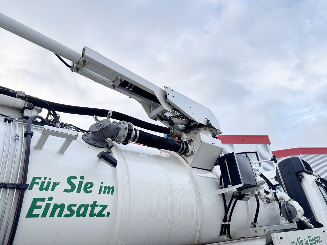 卡车 Mercedes-Benz Actros 2536 L 6x2 Actros 2536 L 6x2, Müller Saug- und Spülwagen ca. 10,5m³, Lenkachse：图11