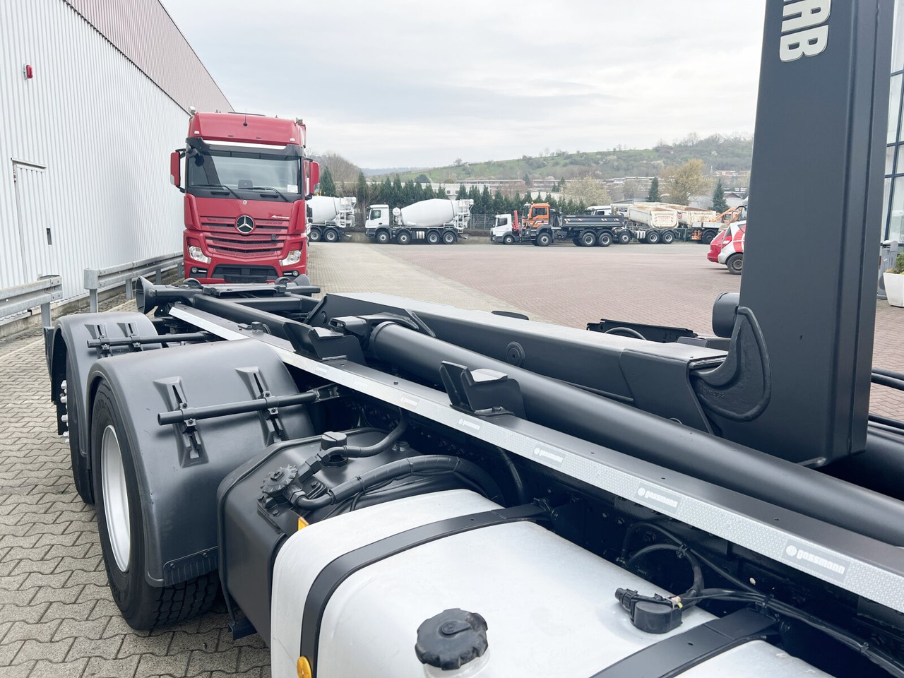 Mercedes-Benz Actros 2546 L 6x2 NLA Actros 2546 L 6x2/45 NLA, Retarder, Lift-/Lenkachse - 吊钩升降车:图2 Mercedes-Benz Actros 2546 L 6x2 NLA Actros 2546 L 6x2/45 NLA, Retarder, Lift-/Lenkachse - 吊钩升降车:图2