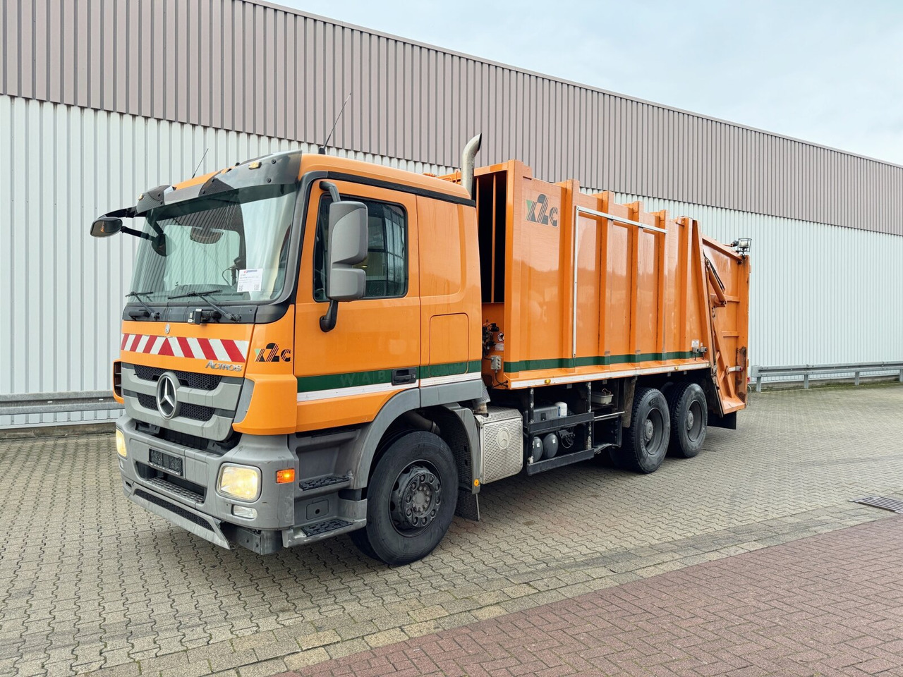 Mercedes-Benz Actros 2641/48 L 6x4 Actros 2641/48 L 6x4, Haller M21X2C, Zöller Schüttung - 垃圾车:图1 Mercedes-Benz Actros 2641/48 L 6x4 Actros 2641/48 L 6x4, Haller M21X2C, Zöller Schüttung - 垃圾车:图1