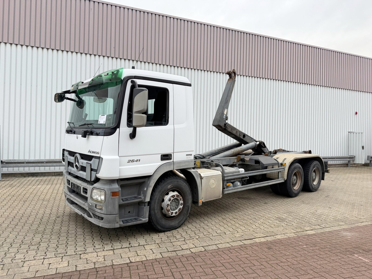 Mercedes-Benz Actros 2641 6x4 Actros 2641 6x4 - 吊钩升降车:图1 Mercedes-Benz Actros 2641 6x4 Actros 2641 6x4 - 吊钩升降车:图1