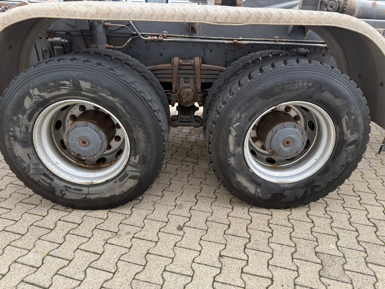 Mercedes-Benz Actros 3346 6x4 Actros 3346 6x4, Retarder, Only Chassis! - 驾驶室底盘卡车:图4 Mercedes-Benz Actros 3346 6x4 Actros 3346 6x4, Retarder, Only Chassis! - 驾驶室底盘卡车:图4