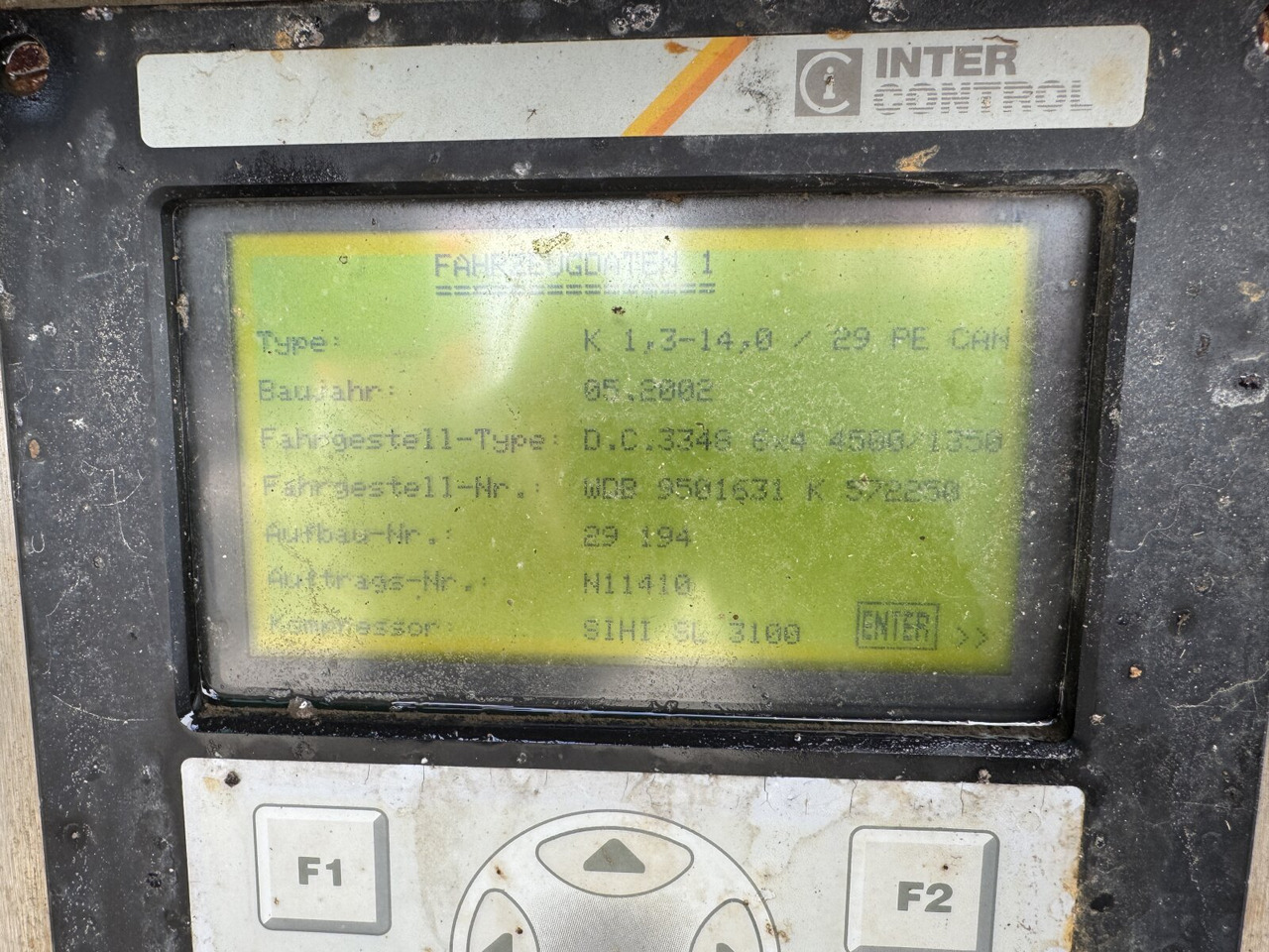 Mercedes-Benz Actros 3348 6x4 Actros 3348 6x4, V8, Kroll Saug-/Spülwagen ca. 14m³, Wasserrückgewinnung, Funk - 卡车:图2 Mercedes-Benz Actros 3348 6x4 Actros 3348 6x4, V8, Kroll Saug-/Spülwagen ca. 14m³, Wasserrückgewinnung, Funk - 卡车:图2