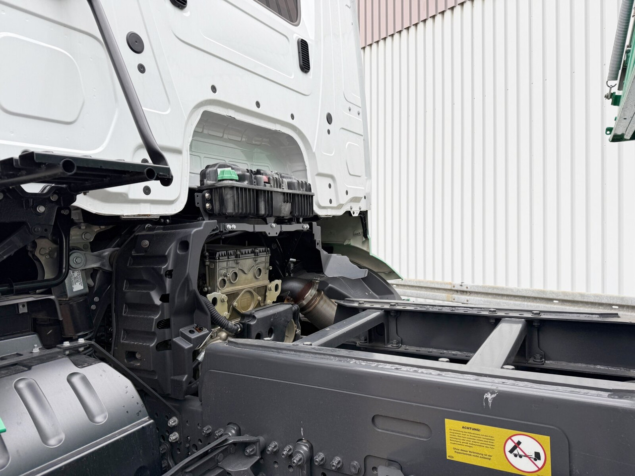 Mercedes-Benz Arocs 1840 K 4x2 Arocs 1840 K 4x2, MultimediaCockpit, Alu-Bordwände, Platz für Kranmontage - 翻斗车:图4 Mercedes-Benz Arocs 1840 K 4x2 Arocs 1840 K 4x2, MultimediaCockpit, Alu-Bordwände, Platz für Kranmontage - 翻斗车:图4