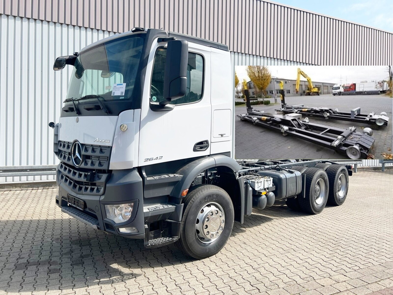 Mercedes-Benz Arocs 2642/45 K 6x4 Arocs 2642/45 K 6x4/33 , Retarder, Motorabtrieb - 吊钩升降车:图1 Mercedes-Benz Arocs 2642/45 K 6x4 Arocs 2642/45 K 6x4/33 , Retarder, Motorabtrieb - 吊钩升降车:图1