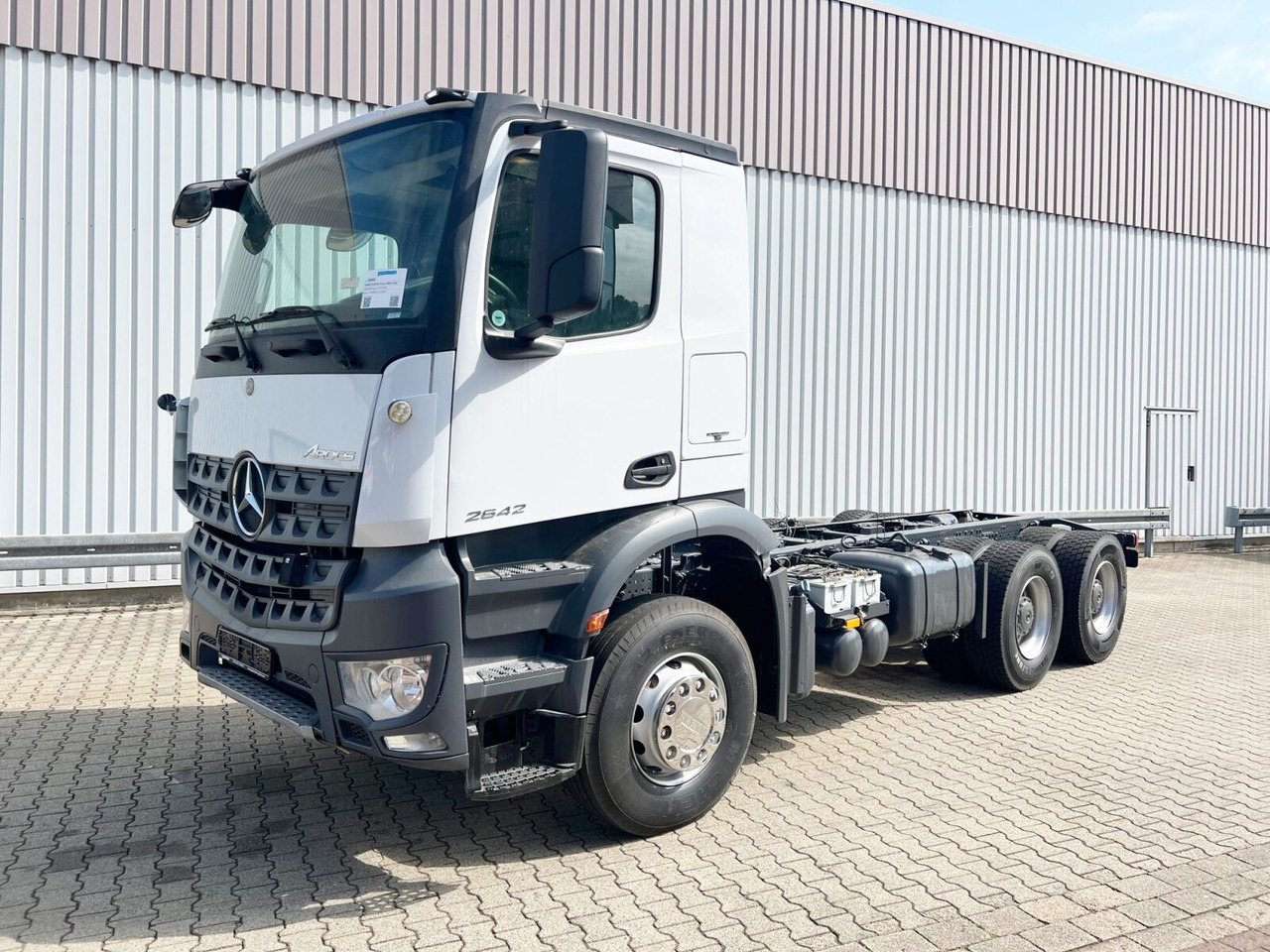 Mercedes-Benz Arocs 2642/45 K 6x4 Arocs 2642/45 K 6x4, Retarder, Motorabtrieb - 驾驶室底盘卡车:图1 Mercedes-Benz Arocs 2642/45 K 6x4 Arocs 2642/45 K 6x4, Retarder, Motorabtrieb - 驾驶室底盘卡车:图1