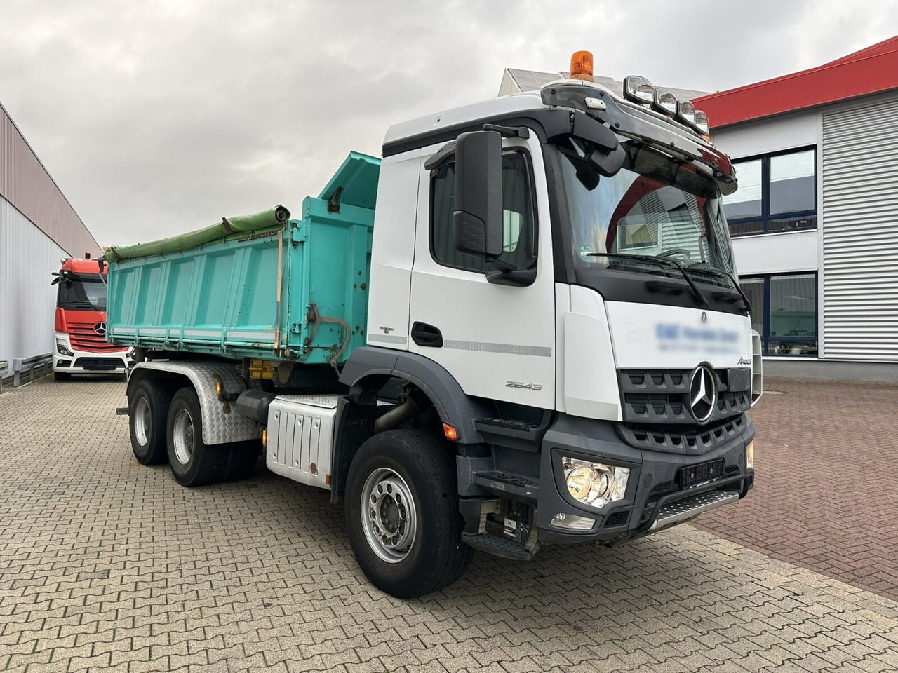 Mercedes-Benz Arocs 2643 K 6x4 Arocs 2643 K 6x4, Rollplane, Meiller - 翻斗车:图3 Mercedes-Benz Arocs 2643 K 6x4 Arocs 2643 K 6x4, Rollplane, Meiller - 翻斗车:图3