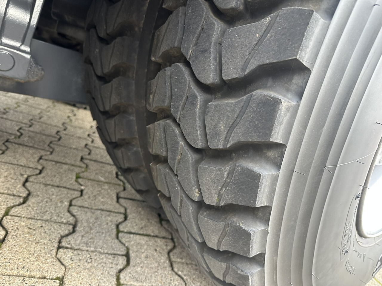 Mercedes-Benz Arocs 2643 LK 6x6 HAD Arocs 2643 LK 6x6 HAD, HydroDrive - 翻斗车:图5 Mercedes-Benz Arocs 2643 LK 6x6 HAD Arocs 2643 LK 6x6 HAD, HydroDrive - 翻斗车:图5