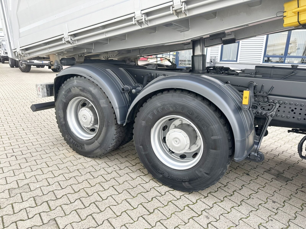 Mercedes-Benz Arocs 2643 LK 6x6 HAD Arocs 2643 LK 6x6 HAD, HydroDrive - 翻斗车:图3 Mercedes-Benz Arocs 2643 LK 6x6 HAD Arocs 2643 LK 6x6 HAD, HydroDrive - 翻斗车:图3