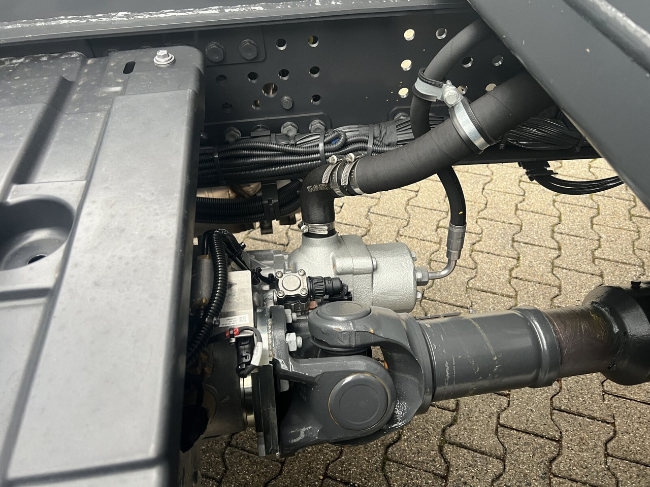 Mercedes-Benz Arocs 2645 K 6x4 Arocs 2645 K 6x4, MultimediaCockpit, Bordmatik links - 翻斗车:图3 Mercedes-Benz Arocs 2645 K 6x4 Arocs 2645 K 6x4, MultimediaCockpit, Bordmatik links - 翻斗车:图3