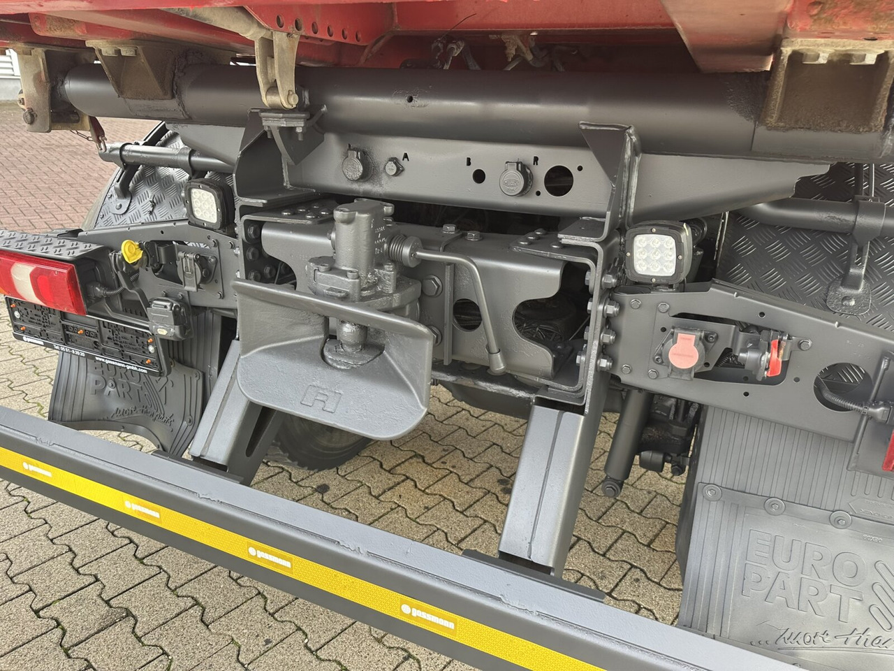 Mercedes-Benz Arocs 2645 K 6x4 Arocs 2645 K 6x4, Retarder, Bordmatik - 翻斗车:图3 Mercedes-Benz Arocs 2645 K 6x4 Arocs 2645 K 6x4, Retarder, Bordmatik - 翻斗车:图3