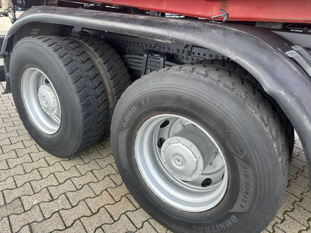 Mercedes-Benz Arocs 2645 K 6x4 Arocs 2645 K 6x4, Retarder, Bordmatik - 翻斗车:图4 Mercedes-Benz Arocs 2645 K 6x4 Arocs 2645 K 6x4, Retarder, Bordmatik - 翻斗车:图4