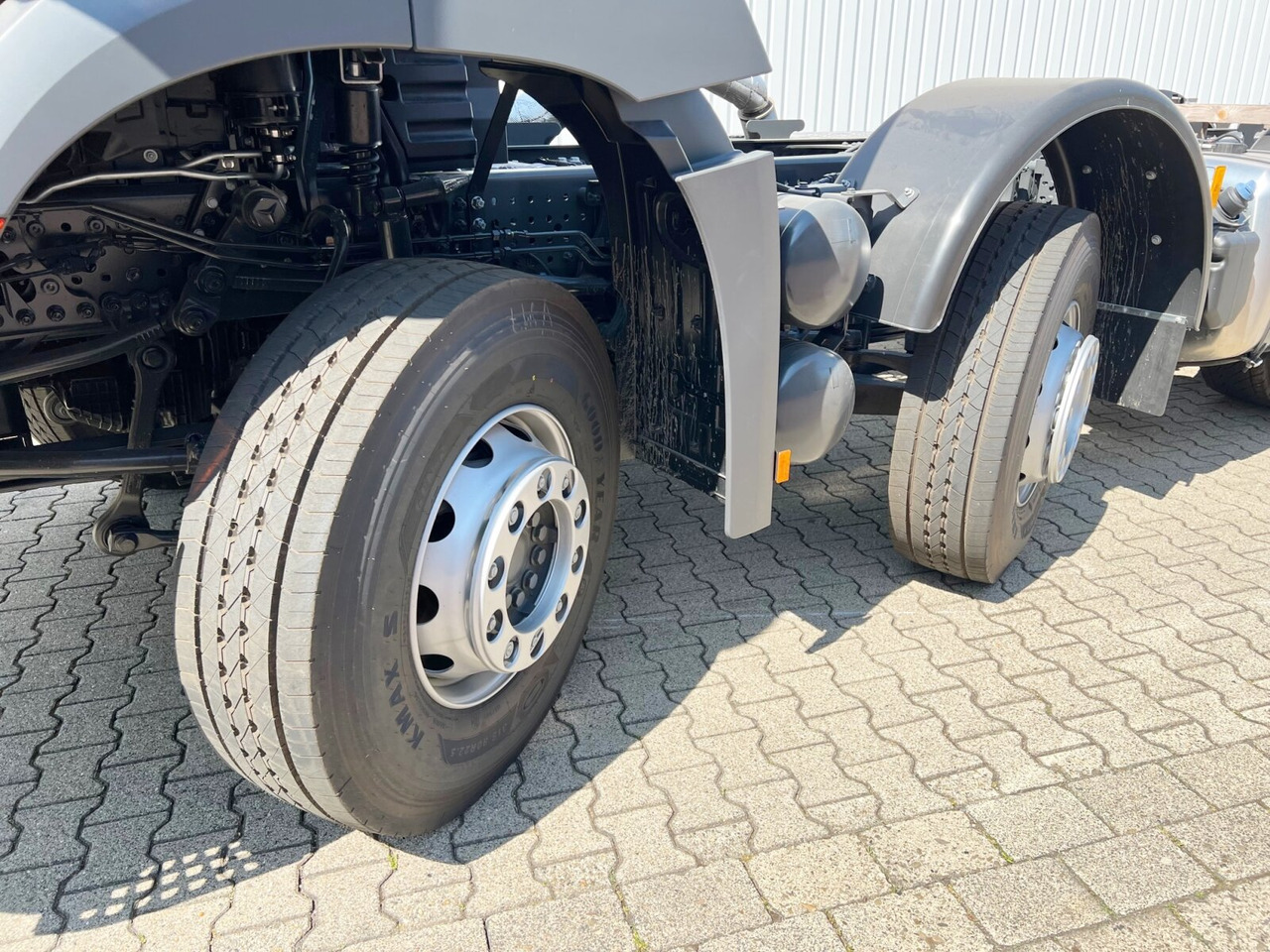 Mercedes-Benz Arocs 3240 8x4 Arocs 3240 8x4, 9/10m³ Mischer - 混凝土搅拌车:图4 Mercedes-Benz Arocs 3240 8x4 Arocs 3240 8x4, 9/10m³ Mischer - 混凝土搅拌车:图4