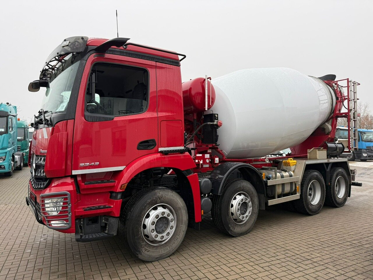 混凝土搅拌车 Mercedes-Benz Arocs 3243 B 8x4/4 Arocs 3243 B 8x4/4, MirrorCam, MultimediaCockpit, Navi, Betonmischer Intermix ca. 9m³：图11