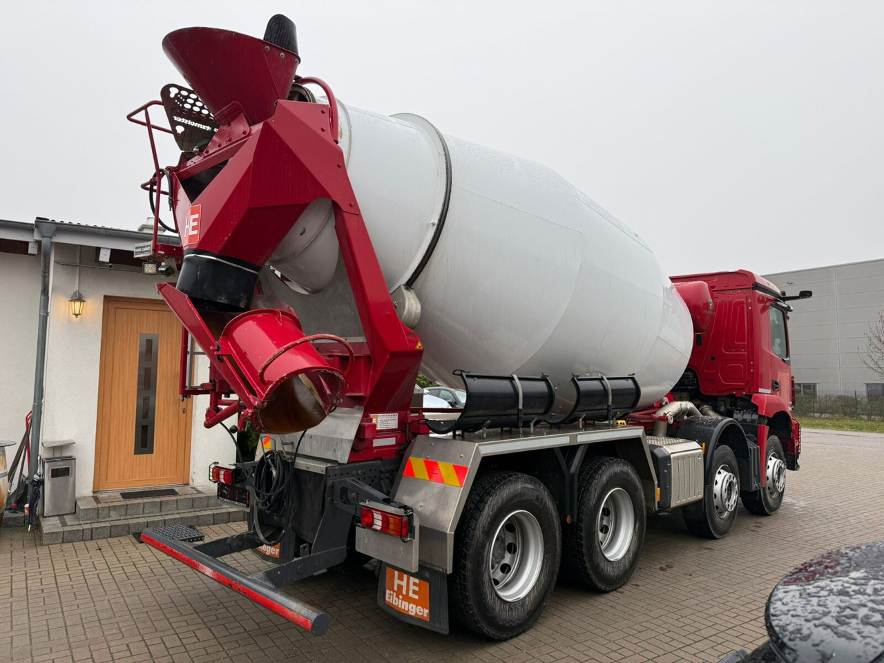 混凝土搅拌车 Mercedes-Benz Arocs 3243 B 8x4/4 Arocs 3243 B 8x4/4, MirrorCam, MultimediaCockpit, Navi, Betonmischer Intermix ca. 9m³：图8