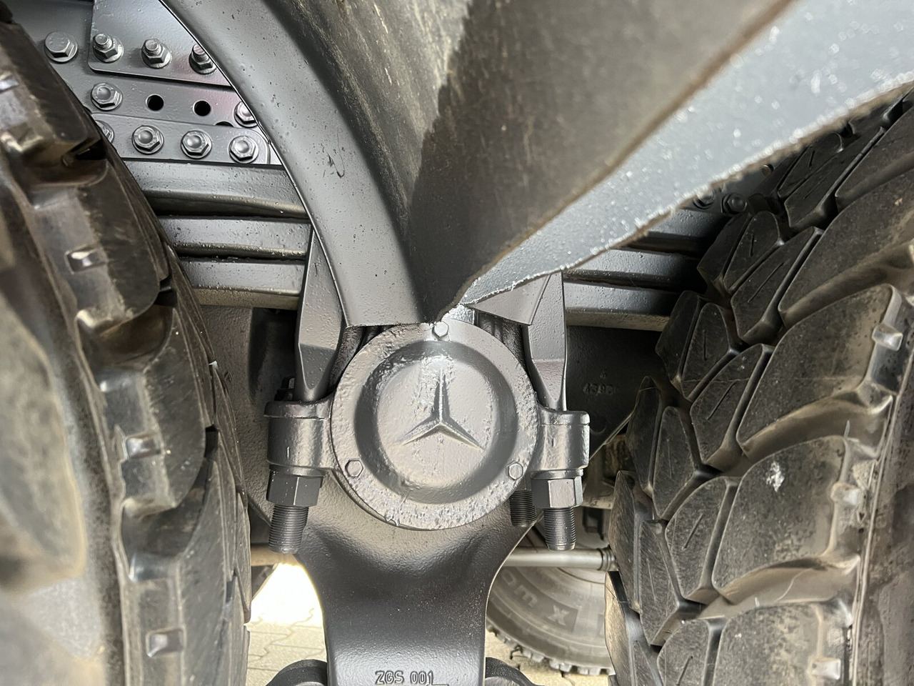 Mercedes-Benz Arocs 3243 K 8x4 Arocs 3243 K 8x4, Ressenig Thermo Alukipper 3-S - 翻斗车:图4 Mercedes-Benz Arocs 3243 K 8x4 Arocs 3243 K 8x4, Ressenig Thermo Alukipper 3-S - 翻斗车:图4