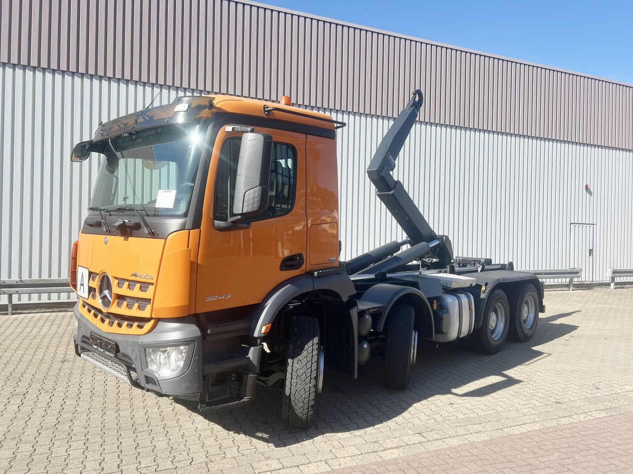 Mercedes-Benz Arocs 3243 LK 8x4/4 Arocs 3243 LK 8x4/4, Motorabtrieb - 吊钩升降车:图1 Mercedes-Benz Arocs 3243 LK 8x4/4 Arocs 3243 LK 8x4/4, Motorabtrieb - 吊钩升降车:图1