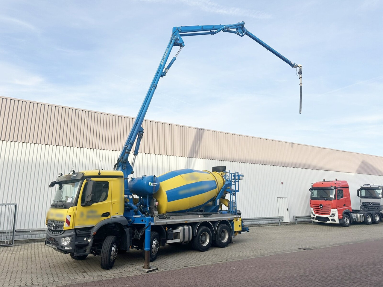 Mercedes-Benz Arocs 3246 B 8x4 Stetter Mischer 7m³, Pumpe 25m Arocs 3246 B 8x4 Stetter Mischer 7m³, Pumpe 25m - 混凝土搅拌车:图1 Mercedes-Benz Arocs 3246 B 8x4 Stetter Mischer 7m³, Pumpe 25m Arocs 3246 B 8x4 Stetter Mischer 7m³, Pumpe 25m - 混凝土搅拌车:图1