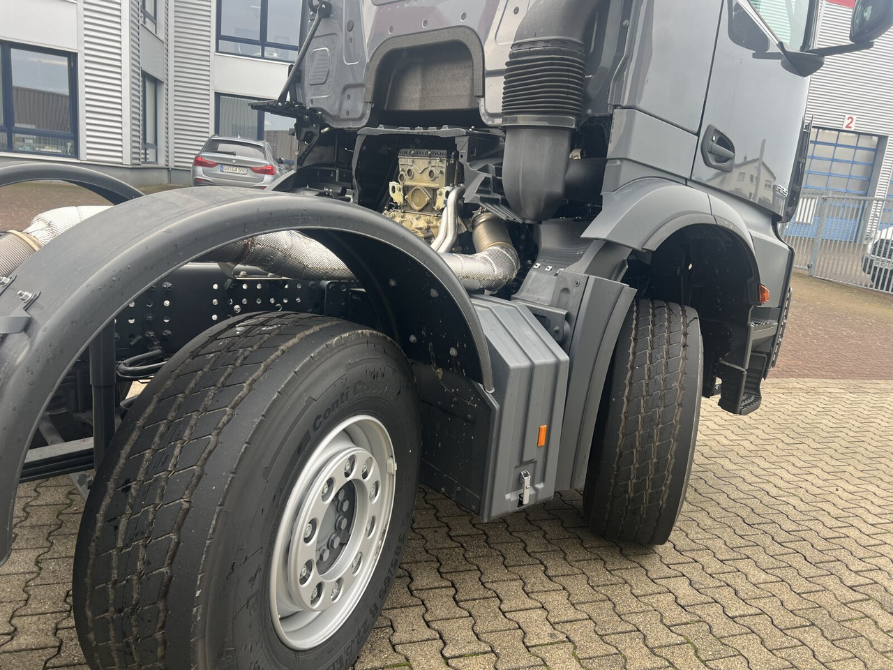 Mercedes-Benz Arocs 3251 L 8x4/4 Arocs 3251 L 8x4/4, mit Motorabtrieb C plus NA - 驾驶室底盘卡车:图5 Mercedes-Benz Arocs 3251 L 8x4/4 Arocs 3251 L 8x4/4, mit Motorabtrieb C plus NA - 驾驶室底盘卡车:图5