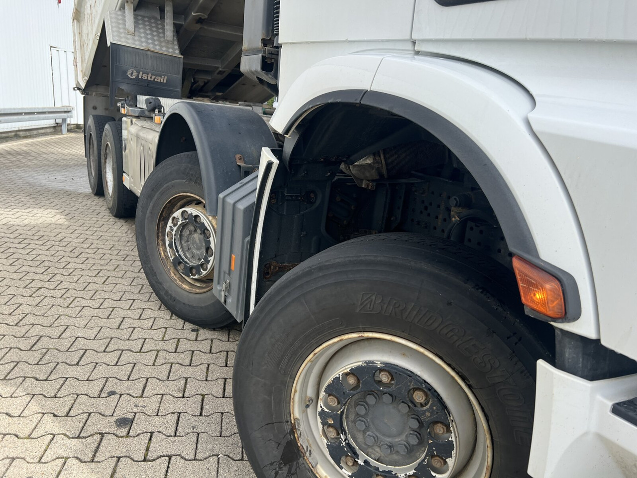 自卸车 Mercedes-Benz Arocs 3253 K 8x4/4 Arocs 3253 K 8x4/4, Retarder, Stahlmulde ca. 15m³, hydr. Heckklappenöffnung：图15