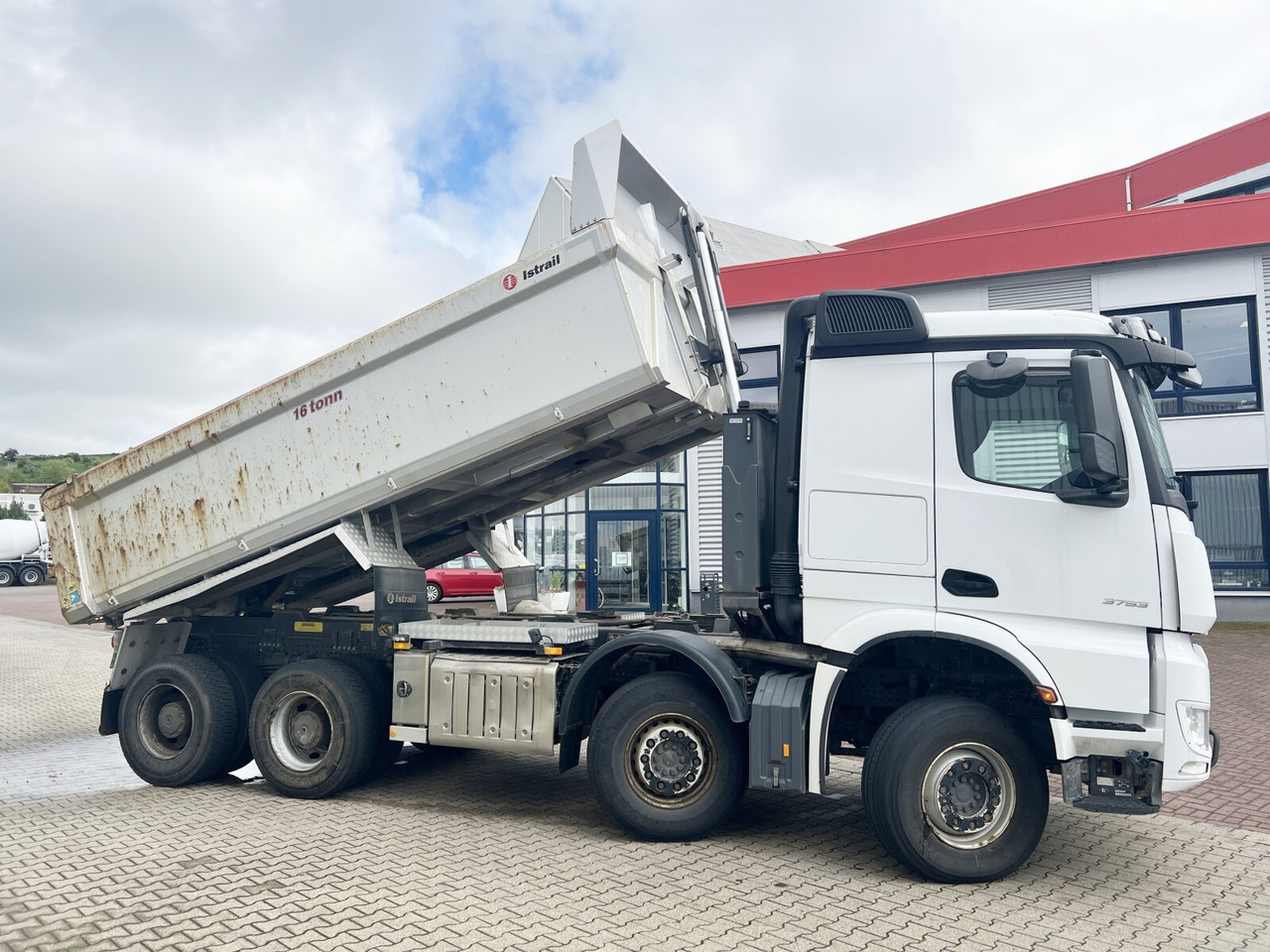 自卸车 Mercedes-Benz Arocs 3253 K 8x4/4 Arocs 3253 K 8x4/4, Retarder, Stahlmulde ca. 15m³, hydr. Heckklappenöffnung：图9