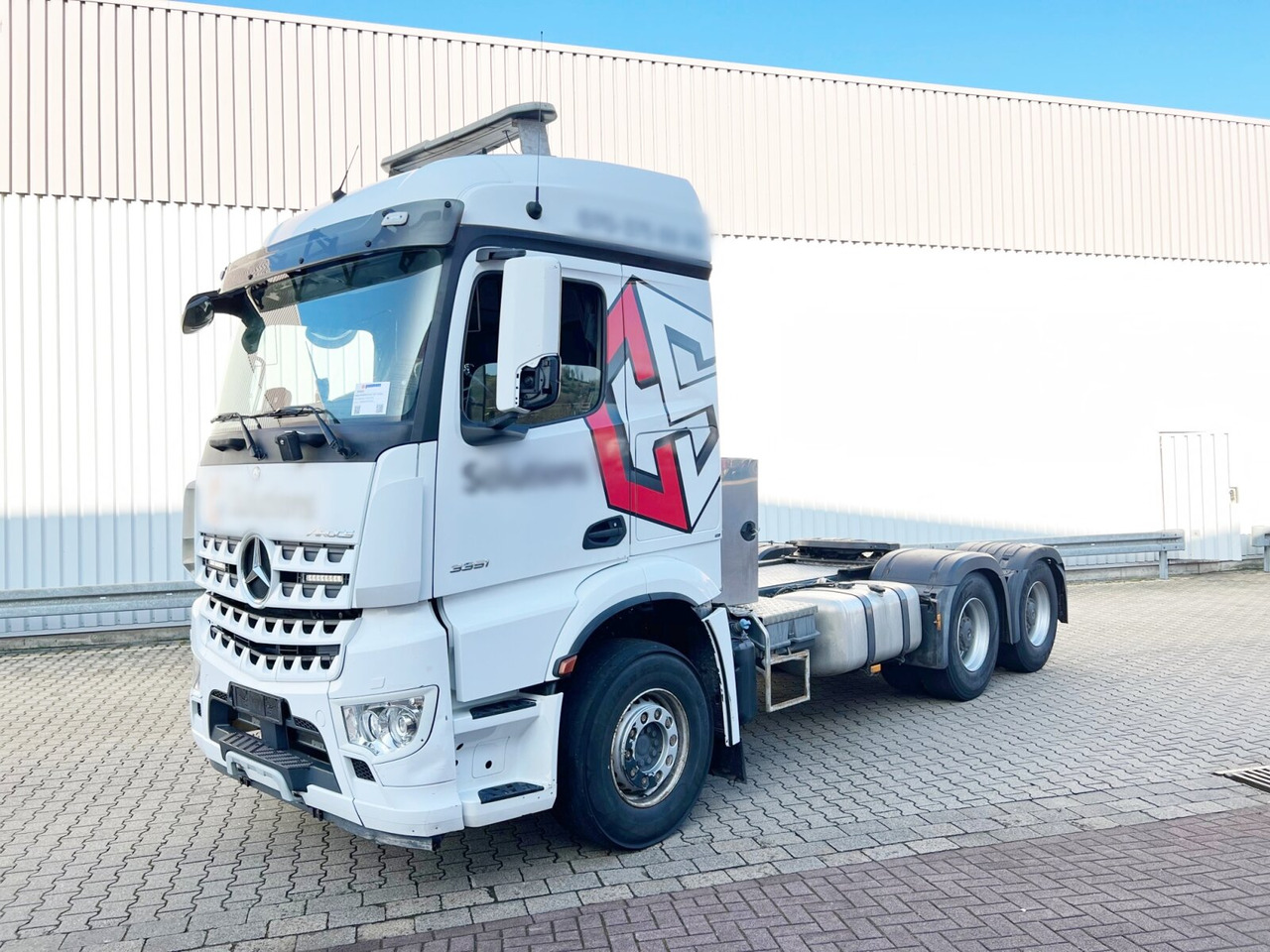 Mercedes-Benz Arocs 3351 LS 6x4 Arocs 3351 LS 6x4, StreamSpace, Bi-Xenon, Hydraulik - 牵引车:图1 Mercedes-Benz Arocs 3351 LS 6x4 Arocs 3351 LS 6x4, StreamSpace, Bi-Xenon, Hydraulik - 牵引车:图1