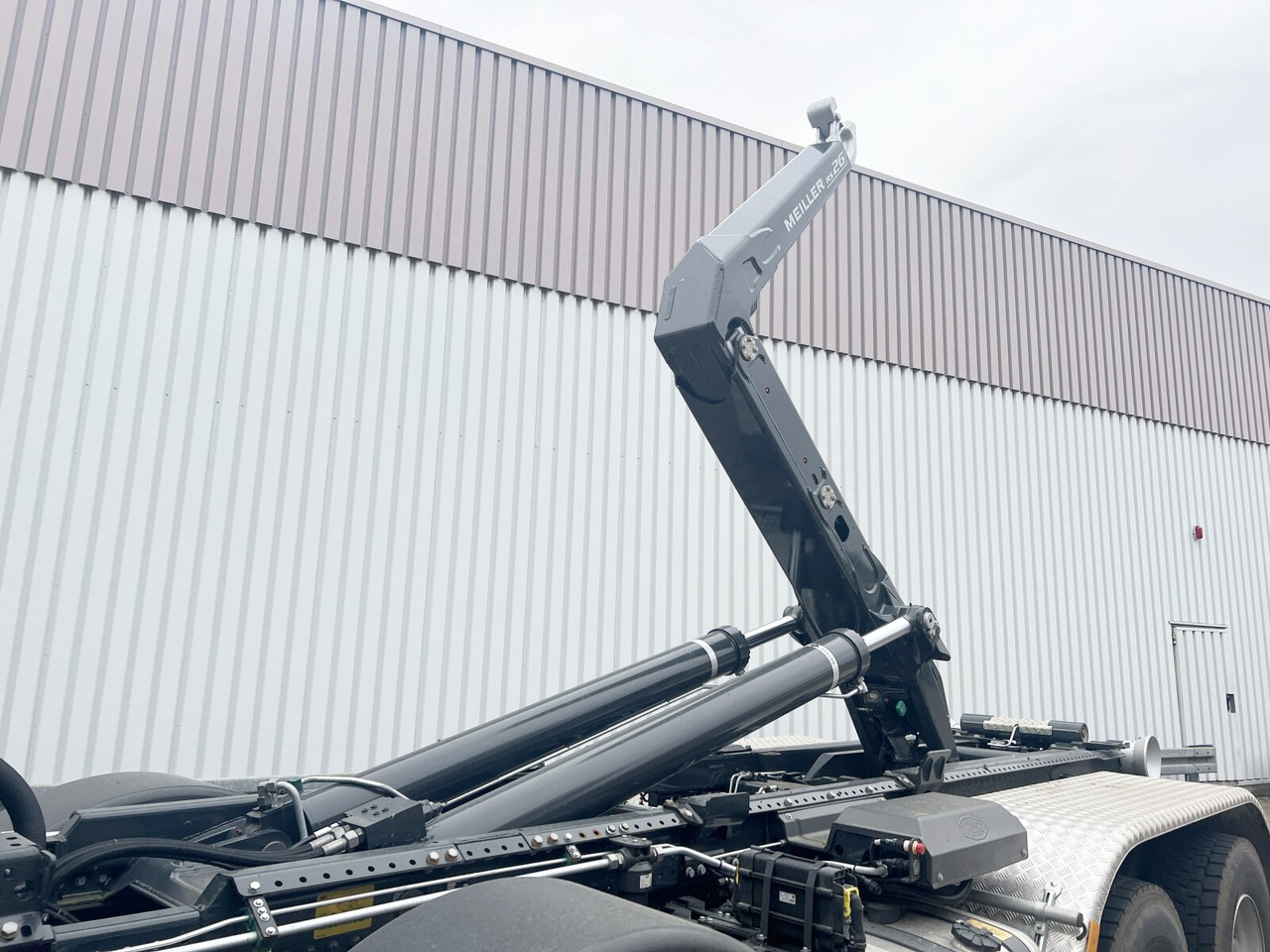 Mercedes-Benz Arocs 4142/48 8x4/4 Arocs 4142/48 8x4/4, Grounder, Meiller RS26 62-K, Funk 租赁 Mercedes-Benz Arocs 4142/48 8x4/4 Arocs 4142/48 8x4/4, Grounder, Meiller RS26 62-K, Funk:图14 Mercedes-Benz Arocs 4142/48 8x4/4 Arocs 4142/48 8x4/4, Grounder, Meiller RS26 62-K, Funk 租赁 Mercedes-Benz Arocs 4142/48 8x4/4 Arocs 4142/48 8x4/4, Grounder, Meiller RS26 62-K, Funk:图14