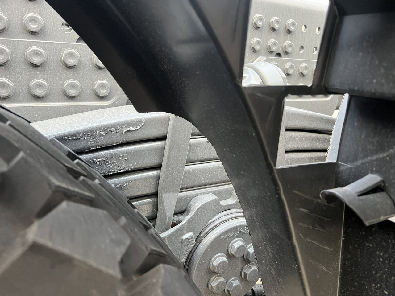 Mercedes-Benz Arocs 4151 AK 8x8/4 Arocs 4151 AK 8x8/4, Grounder - 翻斗车:图3 Mercedes-Benz Arocs 4151 AK 8x8/4 Arocs 4151 AK 8x8/4, Grounder - 翻斗车:图3