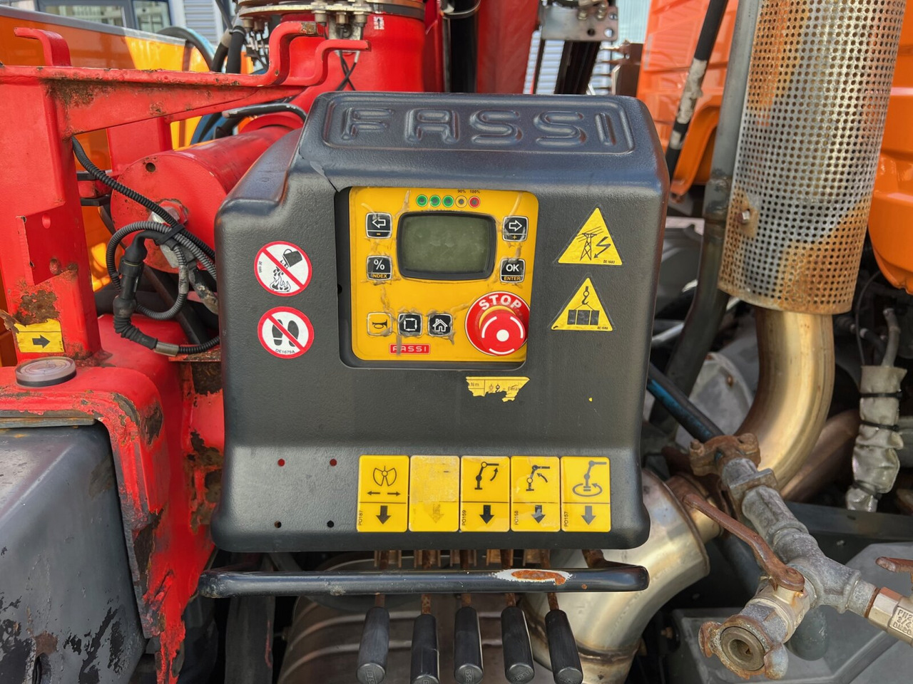 Mercedes-Benz Atego 1024 L 4x2 Atego 1024 L 4x2 mit Kran Fassi F80A.0.21 - 起重车, 栏板式/ 平板卡车:图3 Mercedes-Benz Atego 1024 L 4x2 Atego 1024 L 4x2 mit Kran Fassi F80A.0.21 - 起重车, 栏板式/ 平板卡车:图3