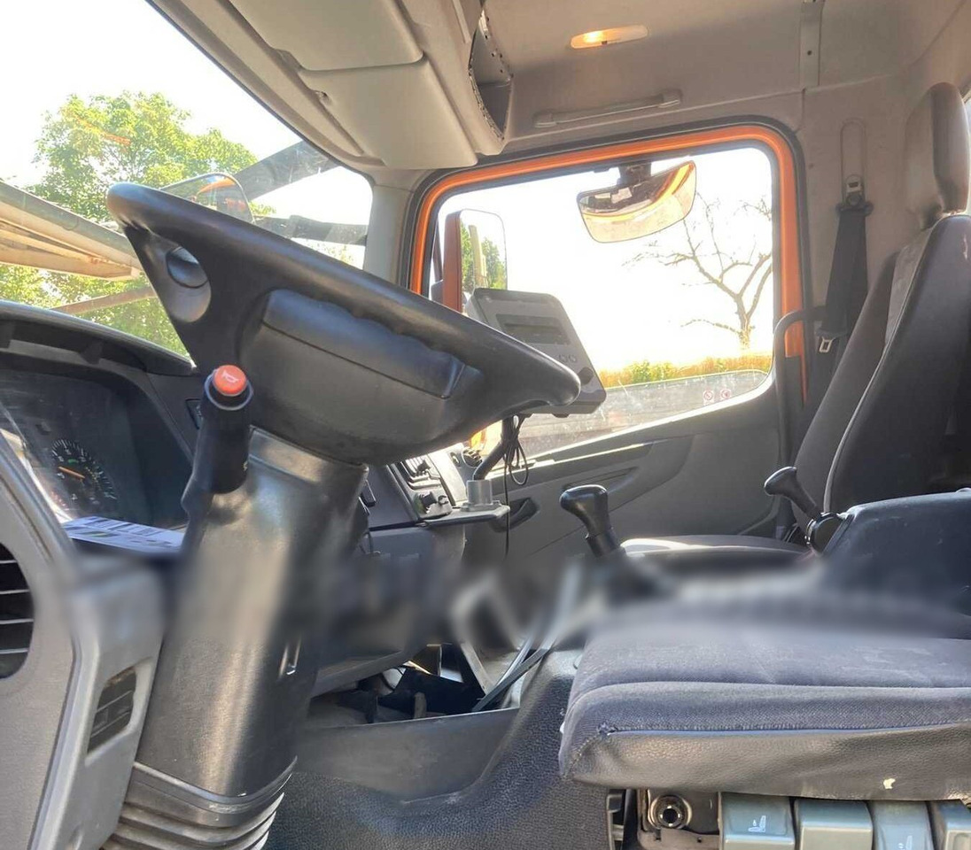 Mercedes-Benz Atego 1624 K 4x4 Atego 1624 K 4x4, Winterdienstausstattung - 翻斗车:图5 Mercedes-Benz Atego 1624 K 4x4 Atego 1624 K 4x4, Winterdienstausstattung - 翻斗车:图5