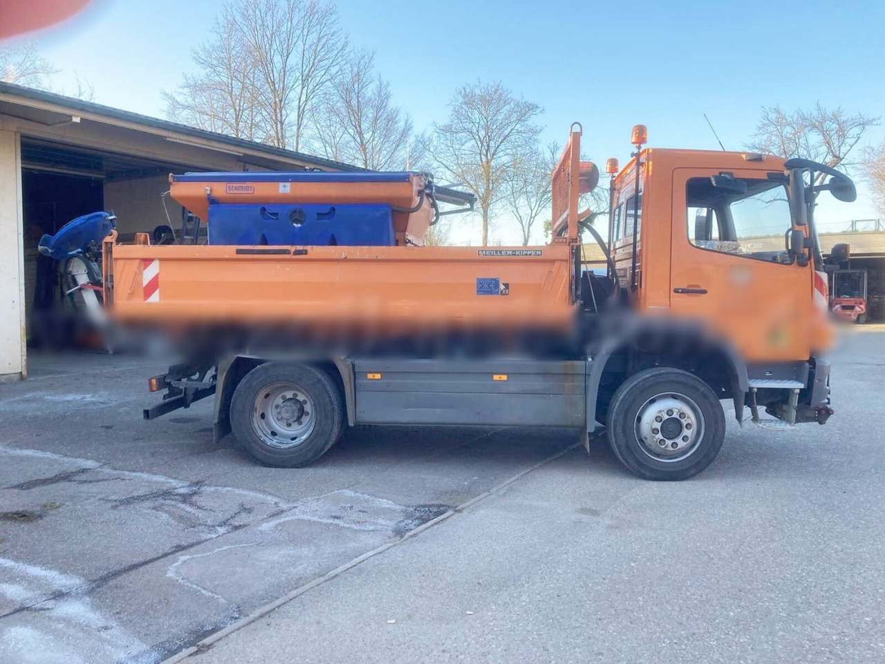Mercedes-Benz Atego 1624 K 4x4 Atego 1624 K 4x4, Winterdienstausstattung - 翻斗车:图2 Mercedes-Benz Atego 1624 K 4x4 Atego 1624 K 4x4, Winterdienstausstattung - 翻斗车:图2