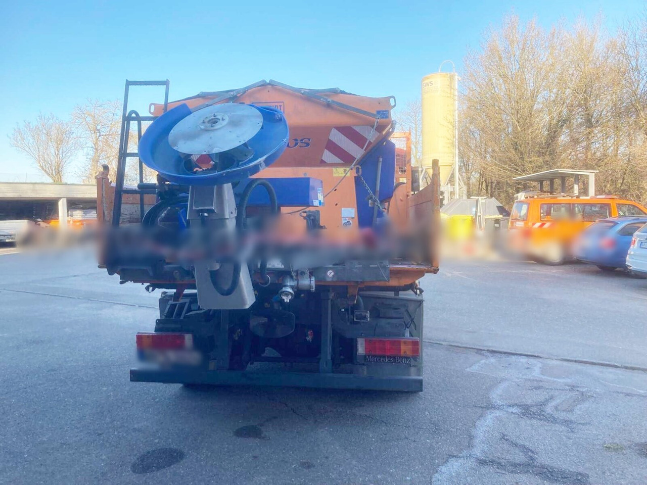 Mercedes-Benz Atego 1624 K 4x4 Atego 1624 K 4x4, Winterdienstausstattung - 翻斗车:图4 Mercedes-Benz Atego 1624 K 4x4 Atego 1624 K 4x4, Winterdienstausstattung - 翻斗车:图4