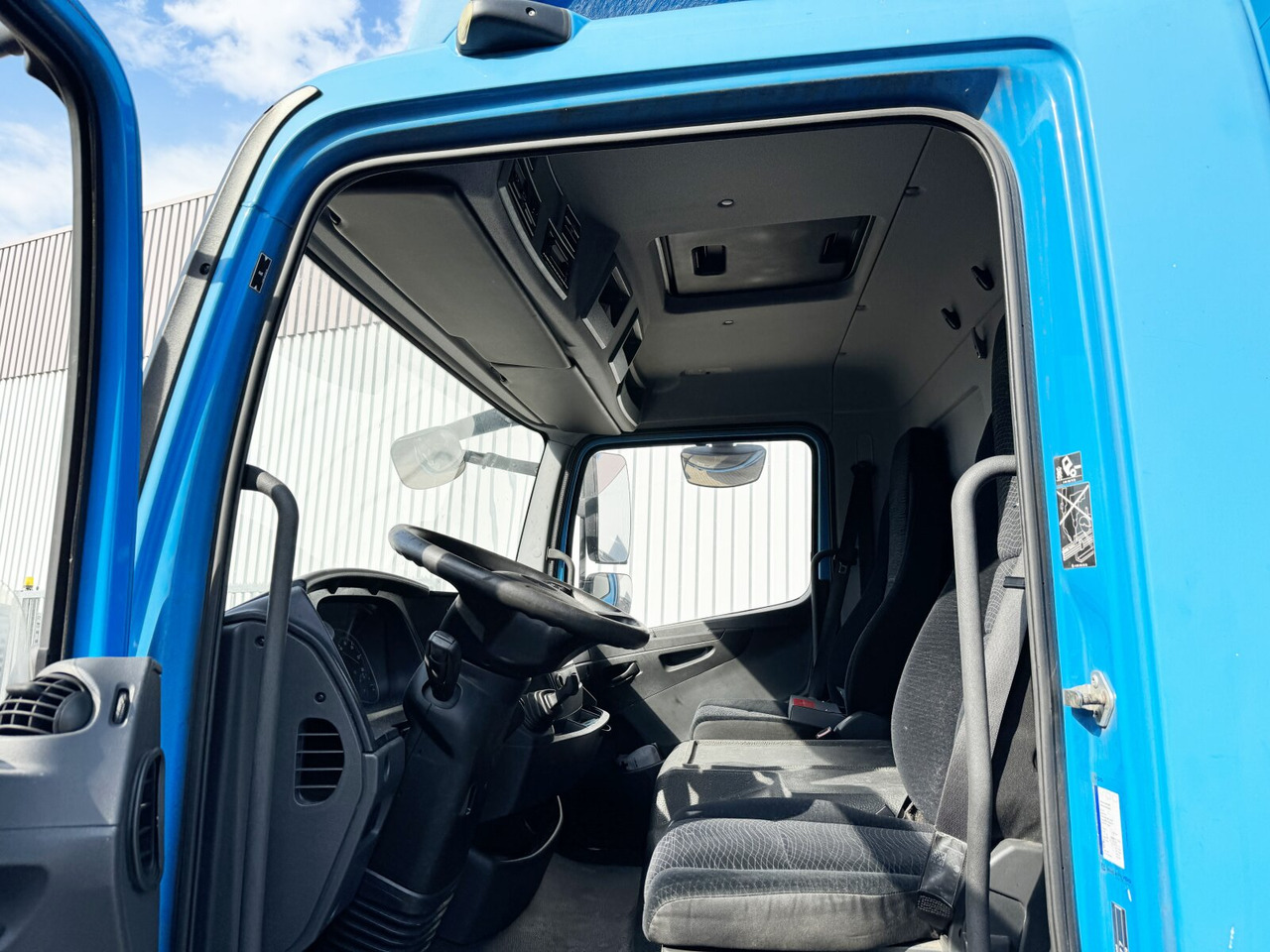 Interior photo 2: Mercedes-Benz Atego 816 L 4x2 Atego 816 L 4x2, Dautel LBW 租赁 Mercedes-Benz Atego 816 L 4x2 Atego 816 L 4x2, Dautel LBW