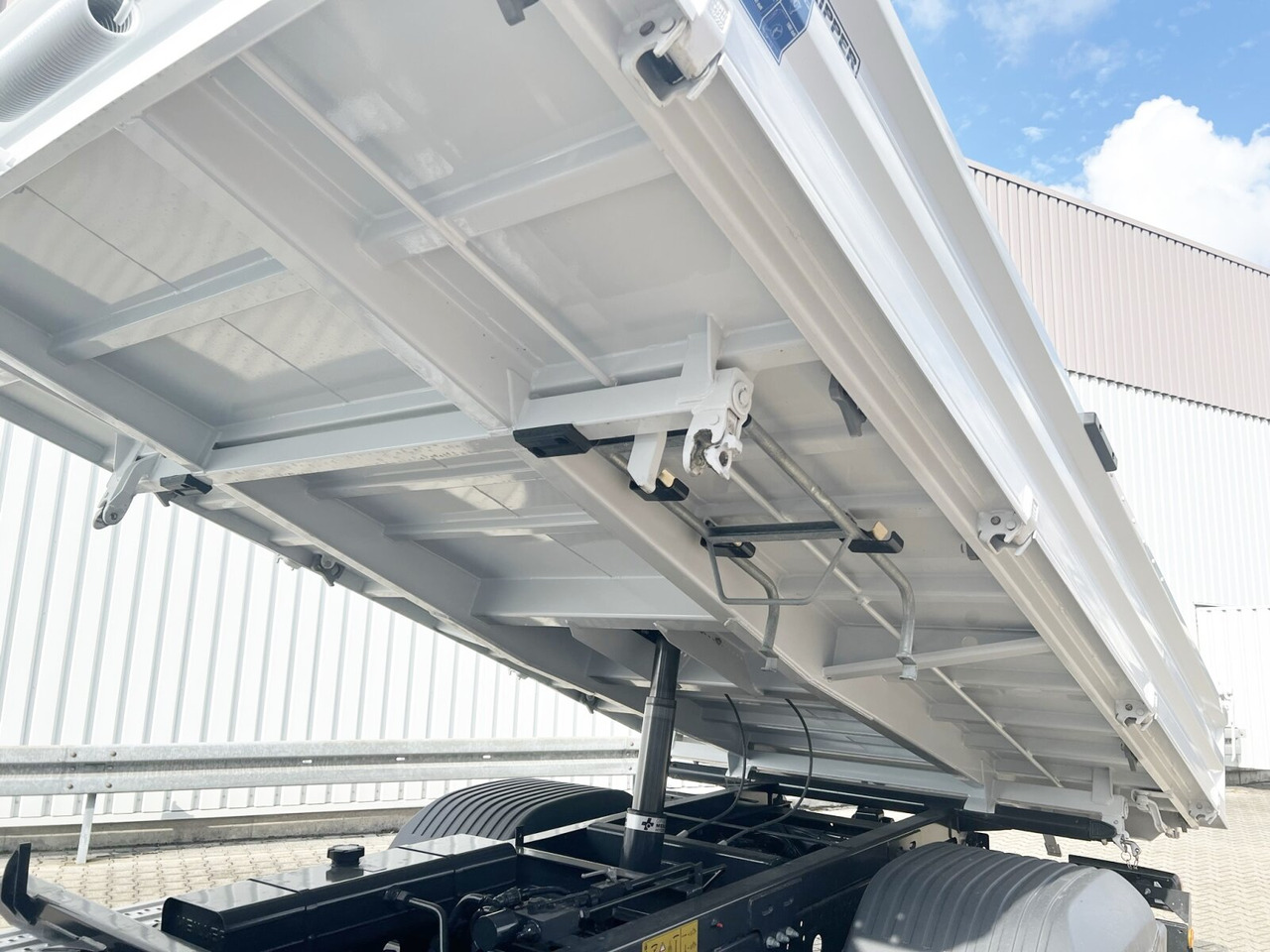 翻斗车 Mercedes-Benz Atego 818/23 K 4x2 Atego 818/23 K 4x2, 2x AHK, Meiller-Kipper, mehrfach Vorhanden!：图9