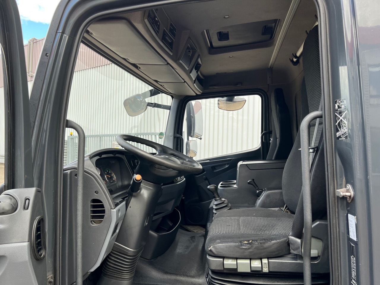 Mercedes-Benz Atego 818 L 4x2 Atego 818 L 4x2 mit MBB LBW, 4x Vorhanden! - 厢式卡车:图2 Mercedes-Benz Atego 818 L 4x2 Atego 818 L 4x2 mit MBB LBW, 4x Vorhanden! - 厢式卡车:图2