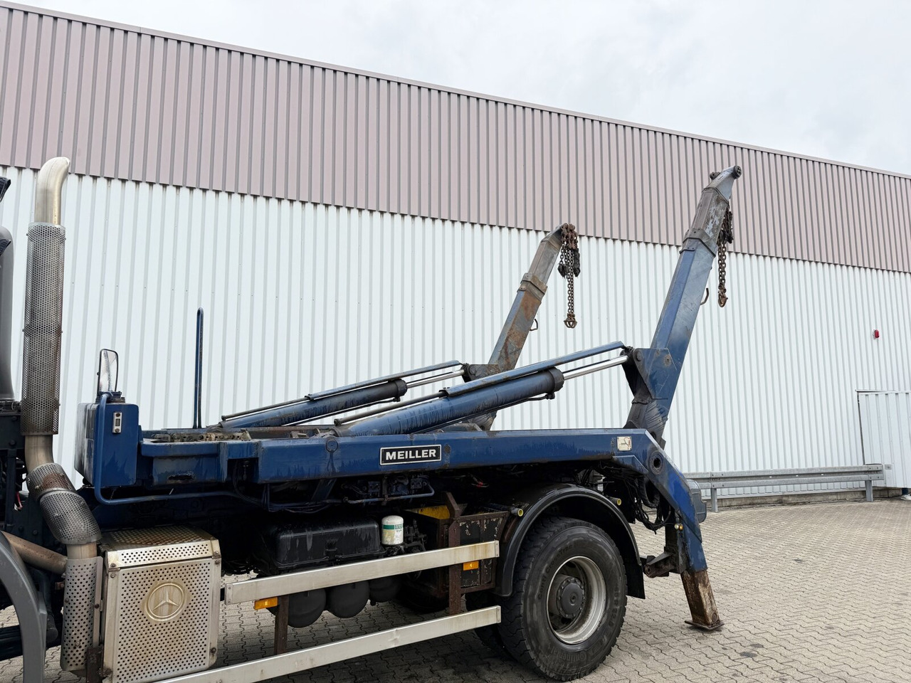 Mercedes-Benz Axor 1824 AK 4x4 Axor 1824 AK 4x4, Tele-Absetzer, Winterdienstausstattung - 箕斗装载车:图2 Mercedes-Benz Axor 1824 AK 4x4 Axor 1824 AK 4x4, Tele-Absetzer, Winterdienstausstattung - 箕斗装载车:图2