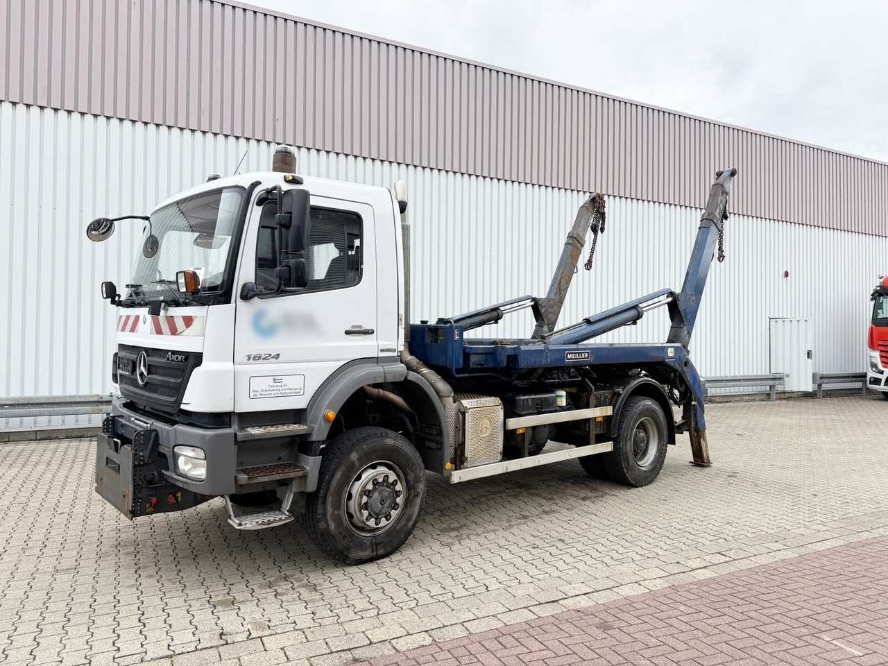 Mercedes-Benz Axor 1824 AK 4x4 Axor 1824 AK 4x4, Tele-Absetzer, Winterdienstausstattung - 箕斗装载车:图1 Mercedes-Benz Axor 1824 AK 4x4 Axor 1824 AK 4x4, Tele-Absetzer, Winterdienstausstattung - 箕斗装载车:图1