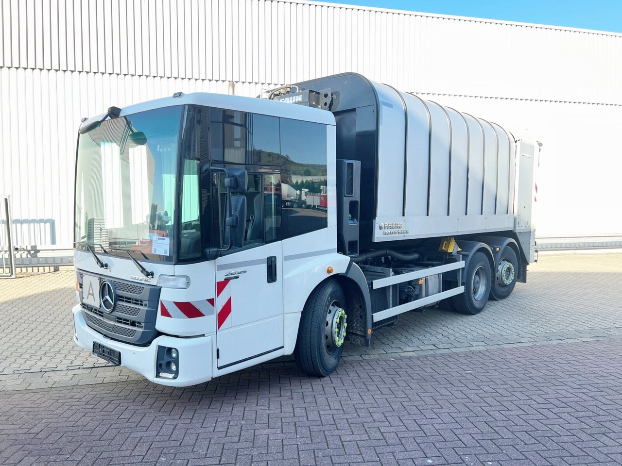 Mercedes-Benz Econic 2635 LL 6x2/4 NLA Econic 2635 LL 6x2/4 NLA, Lenkachse, FAUN Rotopress 521L, Zöller-Schüttung - 驾驶室底盘卡车:图1 Mercedes-Benz Econic 2635 LL 6x2/4 NLA Econic 2635 LL 6x2/4 NLA, Lenkachse, FAUN Rotopress 521L, Zöller-Schüttung - 驾驶室底盘卡车:图1