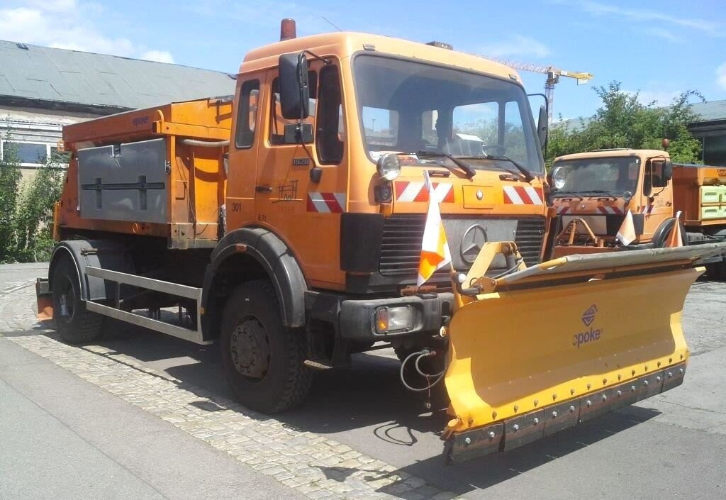 Mercedes-Benz NG 1928 A 4x4 NG 1928 A 4x4, V8-Motor, Winterdienstaustattung - 驾驶室底盘卡车:图2 Mercedes-Benz NG 1928 A 4x4 NG 1928 A 4x4, V8-Motor, Winterdienstaustattung - 驾驶室底盘卡车:图2