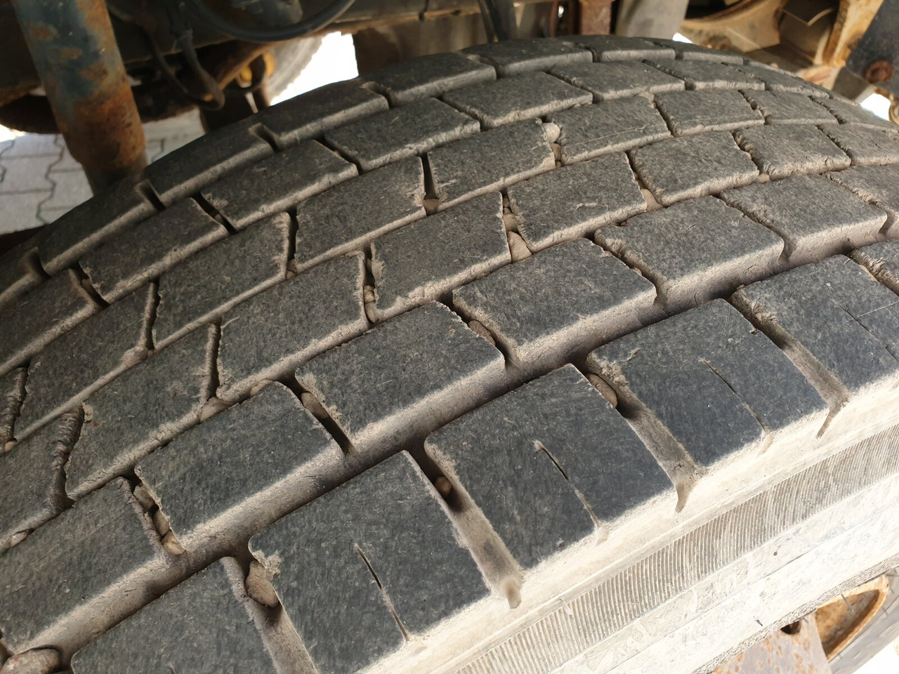 Mercedes-Benz SK II 25/2638 K 6x4 SK II 25/2638 K 6x4, V8, Retarder, 2x Nebenantrieb - 驾驶室底盘卡车:图5 Mercedes-Benz SK II 25/2638 K 6x4 SK II 25/2638 K 6x4, V8, Retarder, 2x Nebenantrieb - 驾驶室底盘卡车:图5