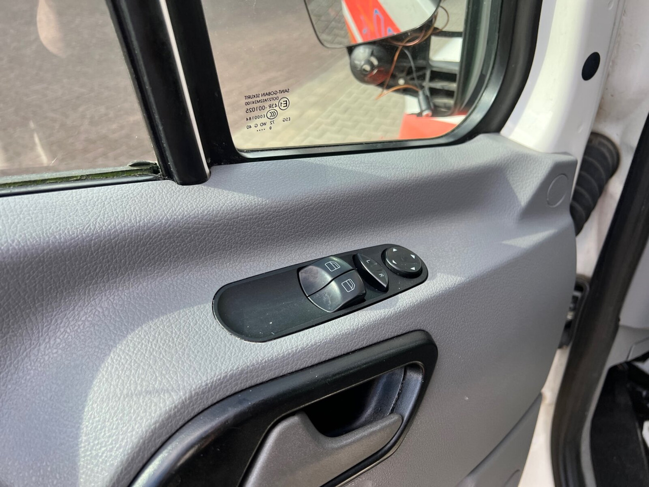 救护车 Mercedes-Benz Sprinter 313 CDI 4x2 Sprinter 313 CDI 4x2, EEV, Krankenwagen：图7