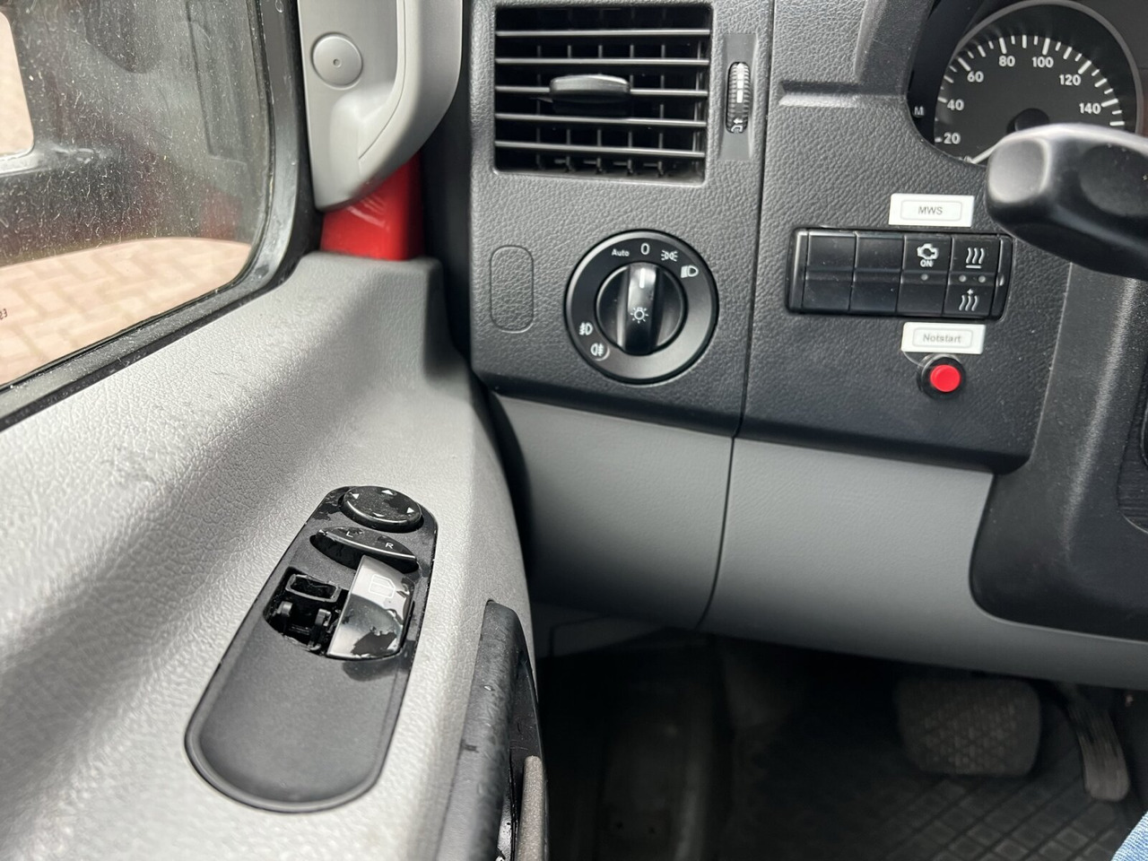 驾驶室底盘卡车, 小型货车 Mercedes-Benz Sprinter 516 CDI 4x2 Sprinter 516 CDI 4x2, Bi-Xenon:图7 驾驶室底盘卡车, 小型货车 Mercedes-Benz Sprinter 516 CDI 4x2 Sprinter 516 CDI 4x2, Bi-Xenon:图7