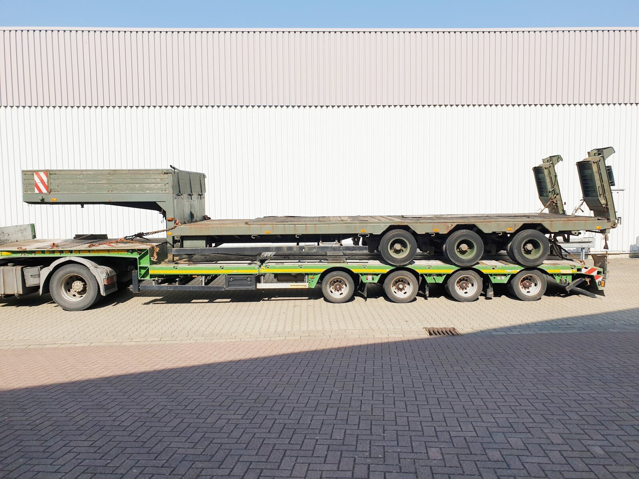 低装载半拖车 用于运输 重型机械 P 528/803-01 BLUMHARDT P 528/803-01, 3-Achs Satteltieflader, Ex-:图8 低装载半拖车 用于运输 重型机械 P 528/803-01 BLUMHARDT P 528/803-01, 3-Achs Satteltieflader, Ex-:图8