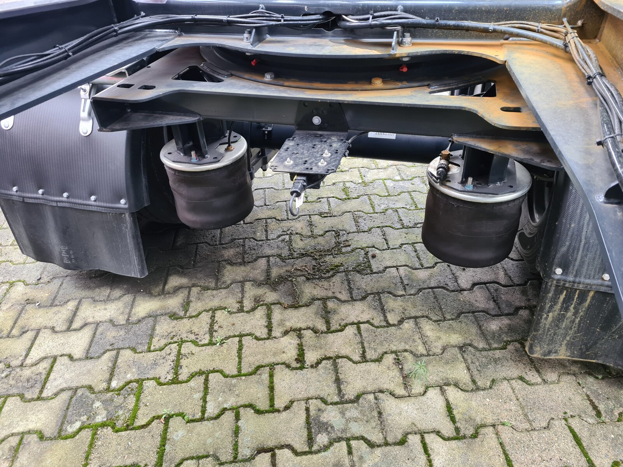 新的 滚出式/ 箕斗拖车 PS2H M3 PS2H M3 Schlitten-Abrollanhänger:图12 新的 滚出式/ 箕斗拖车 PS2H M3 PS2H M3 Schlitten-Abrollanhänger:图12