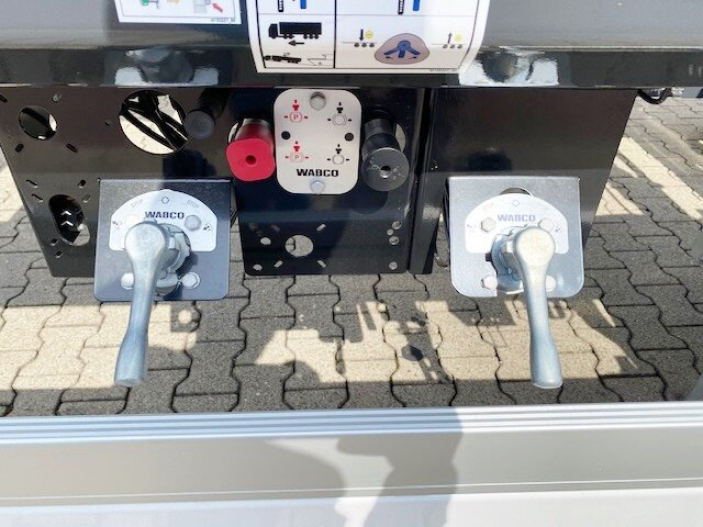 PS2P70B PS2P70B Abrollanhänger bis 7,25 m Behälter - 滚出式/ 箕斗拖车:图2 PS2P70B PS2P70B Abrollanhänger bis 7,25 m Behälter - 滚出式/ 箕斗拖车:图2