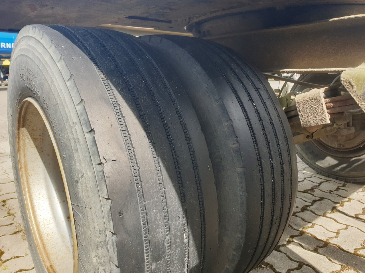 RARA-18 RARA-18 - 滚出式/ 箕斗拖车:图2 RARA-18 RARA-18 - 滚出式/ 箕斗拖车:图2