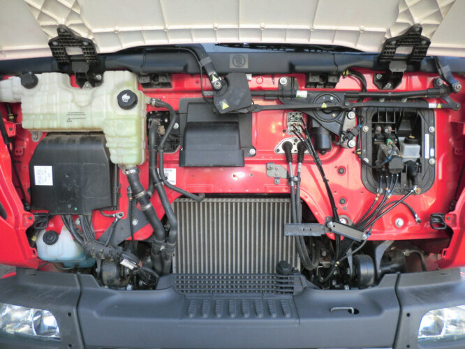 Renault Midlum 220 DXi 4x2 Midlum 220 DXi 4x2 - 吊钩升降车:图5 Renault Midlum 220 DXi 4x2 Midlum 220 DXi 4x2 - 吊钩升降车:图5