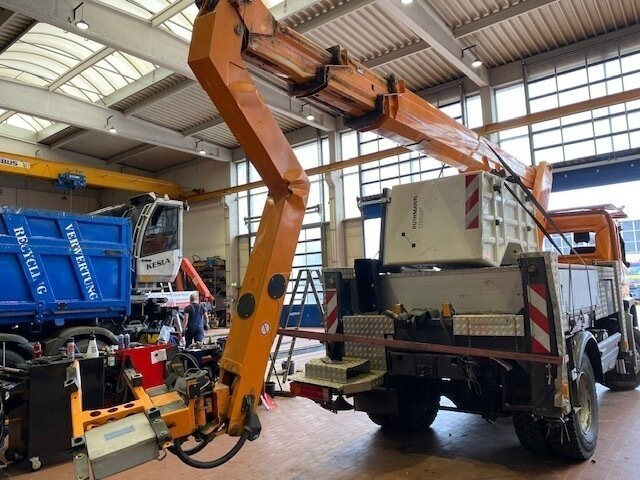 装载起重机 Ruthmann T220.1 S12 UNFALLSCHADEN! T220.1 S12 UNFALLSCHADEN!:图13 装载起重机 Ruthmann T220.1 S12 UNFALLSCHADEN! T220.1 S12 UNFALLSCHADEN!:图13