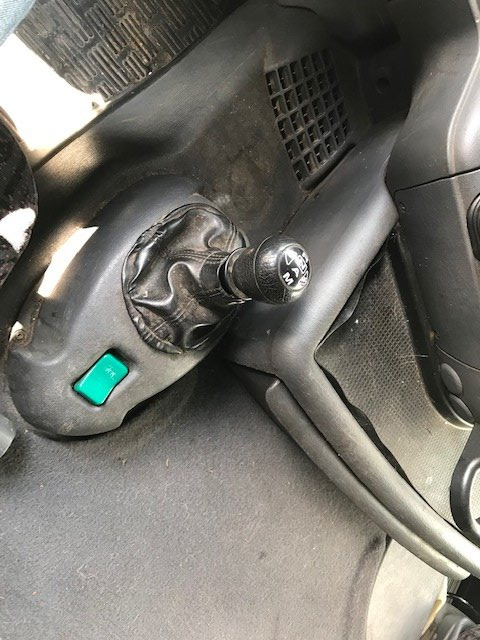 牵引车 Scania R124 L 420 4x2 R124 L 420 4x2, Retarder, Hydraulik:图6 牵引车 Scania R124 L 420 4x2 R124 L 420 4x2, Retarder, Hydraulik:图6